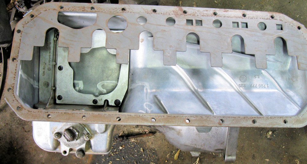 The sump baffle and windage tray from Ireland Engineering help control oil slosh and parasitic drag from oil on the rotating assembly. Be sure there is no interference between the windage tray and the crankshaft when you assemble them. 