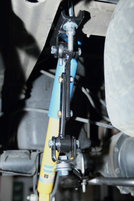 Here’s a look at how everything fits together, from the sway bar attachment point to where it connects to the frame. Everything is still hand tight in this picture to ensure proper fitment before torqueing all the nuts and bolts.