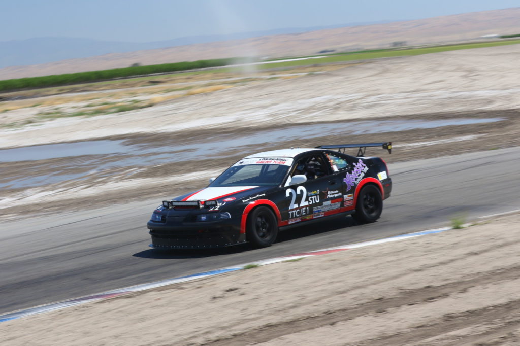 Team El Dorado Motorsports took its Honda Prelude to an E1 class win over a field of BMW 3-series cars.