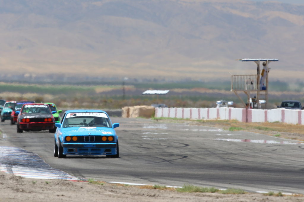 Stepanian and Buzzetti Split Wins at Buttonwillow